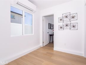 16235 Plummer, North Hills (los Angeles) CA 91343