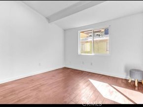 6155 Reseda Blvd 4, Tarzana (los Angeles) CA 91335