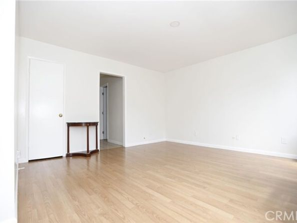 50 Paradise, Carson CA 90745