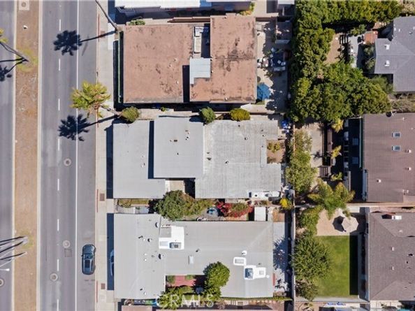 1436 Manhattan Beach Boulevard, Manhattan Beach CA 90266
