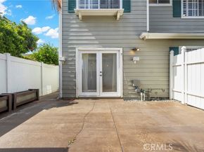 3327 California Avenue, Signal Hill CA 90755