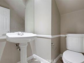 3327 California Avenue, Signal Hill CA 90755