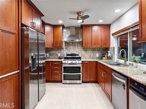 8 Sandpiper, Irvine CA 92604