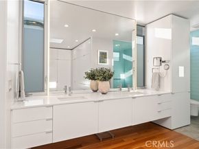 34 S Venice Boulevard 2, Venice (los Angeles) CA 90291