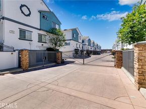 9301 Shirley Avenue 28, Northridge (los Angeles) CA 91324