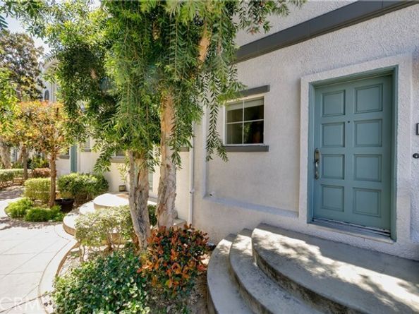 9301 Shirley Avenue 28, Northridge (los Angeles) CA 91324
