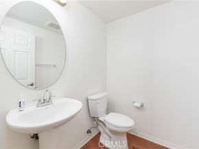 9301 Shirley Avenue 28, Northridge (los Angeles) CA 91324