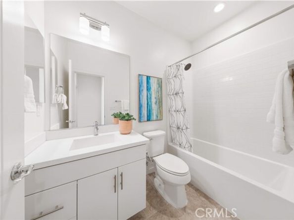 81 Savannah, Lake Forest (el Toro) CA 92630