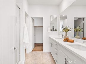 81 Savannah, Lake Forest (el Toro) CA 92630