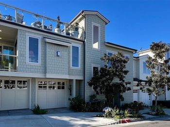 720 Poinsettia Ave