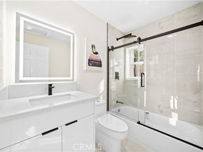 713 Flower Ave, Venice (los Angeles) CA 90291