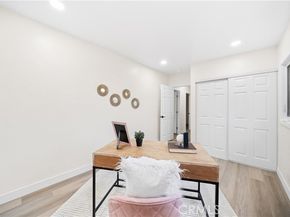 713 Flower Ave, Venice (los Angeles) CA 90291