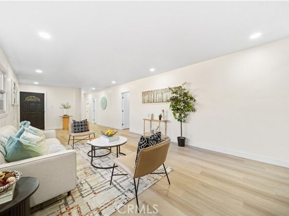 713 Flower Ave, Venice (los Angeles) CA 90291