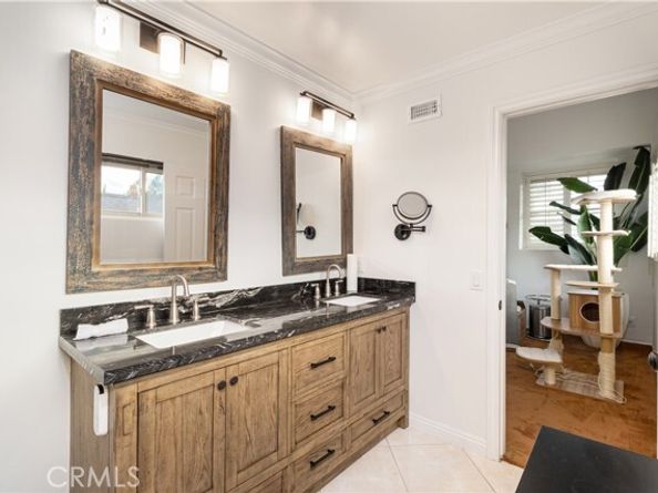 22911 Plainview, Lake Forest (el Toro) CA 92630