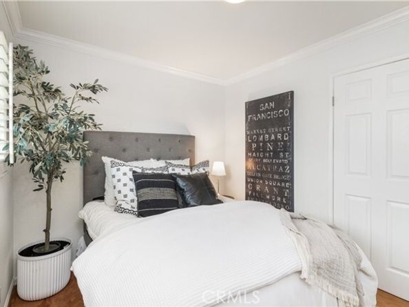 22911 Plainview, Lake Forest (el Toro) CA 92630