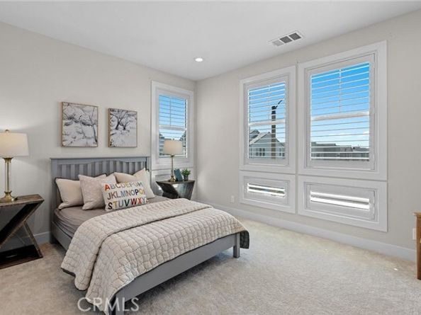 160 Royal, Lake Forest (el Toro) CA 92630