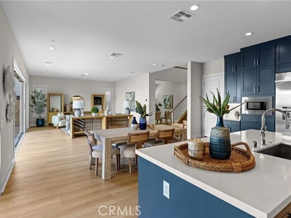 160 Royal, Lake Forest (el Toro) CA 92630