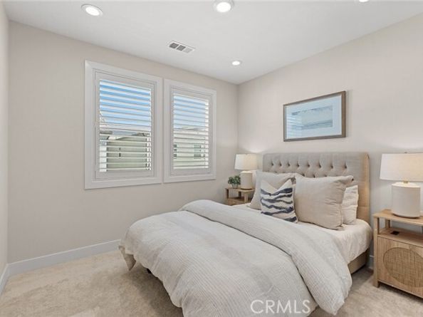 160 Royal, Lake Forest (el Toro) CA 92630