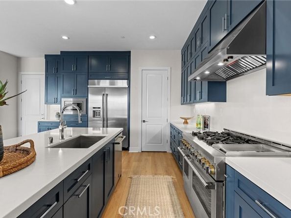 160 Royal, Lake Forest (el Toro) CA 92630