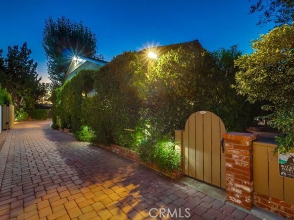 5535 Ranchito Avenue, Sherman Oaks CA 91401