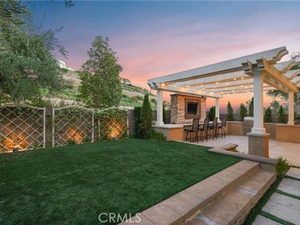 1552 Sunset View Dr, Lake Forest (el Toro) CA 92679