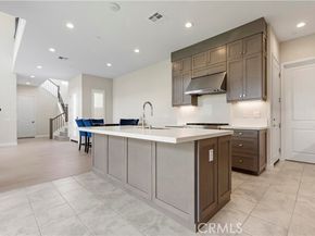120 Holliston, Lake Forest (el Toro) CA 92630