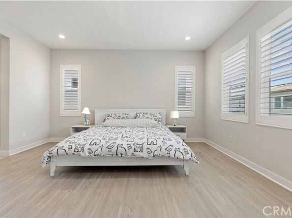 120 Holliston, Lake Forest (el Toro) CA 92630