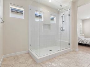 120 Holliston, Lake Forest (el Toro) CA 92630