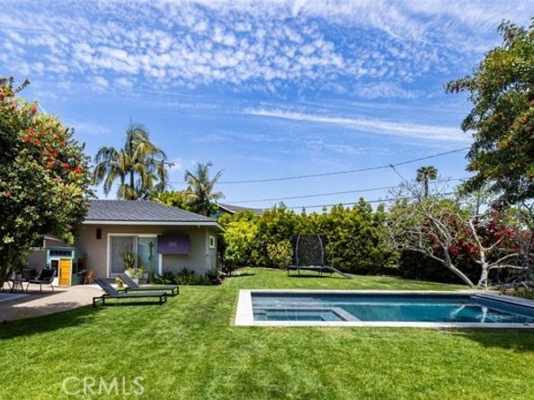 2516 Vista Baya, Newport Beach CA 92660