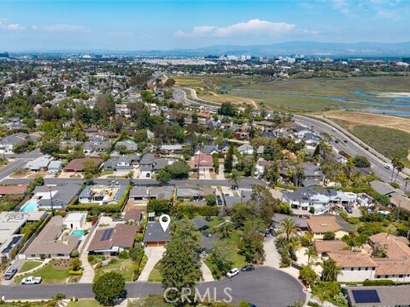 2516 Vista Baya, Newport Beach CA 92660