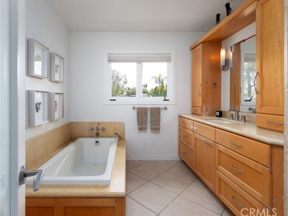 2516 Vista Baya, Newport Beach CA 92660