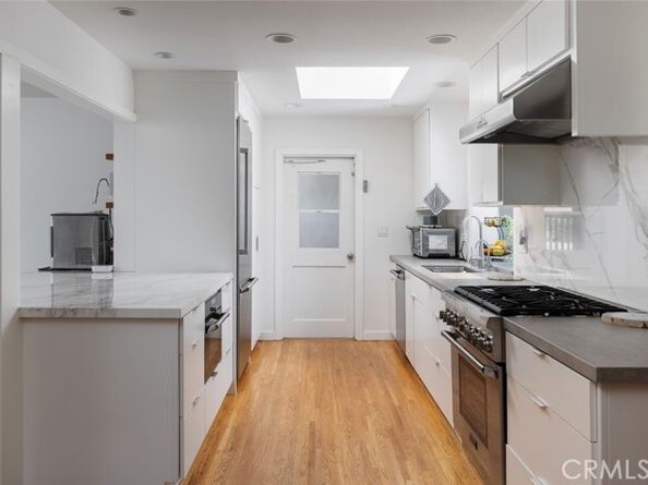 2516 Vista Baya, Newport Beach CA 92660