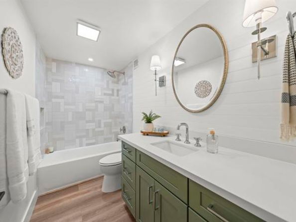 2500 Torrey Pines Rd 305, La Jolla (san Diego) CA 92037