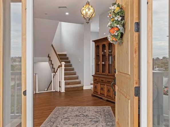 276 Hilltop Drive, Chula Vista CA 91910