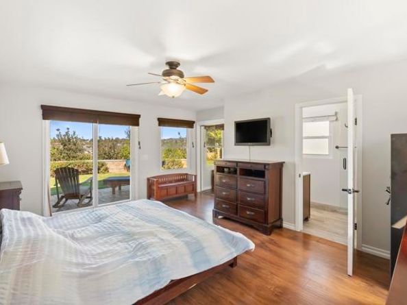 3885 Demus St, San Diego CA 92115