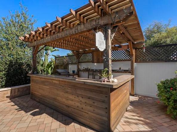 3885 Demus St, San Diego CA 92115