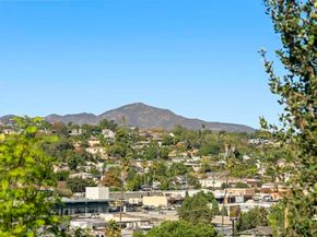 3885 Demus St, San Diego CA 92115