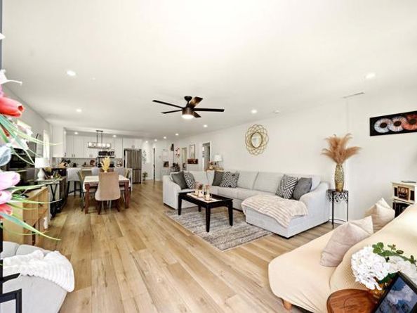 558 11th St, Imperial Beach CA 91932