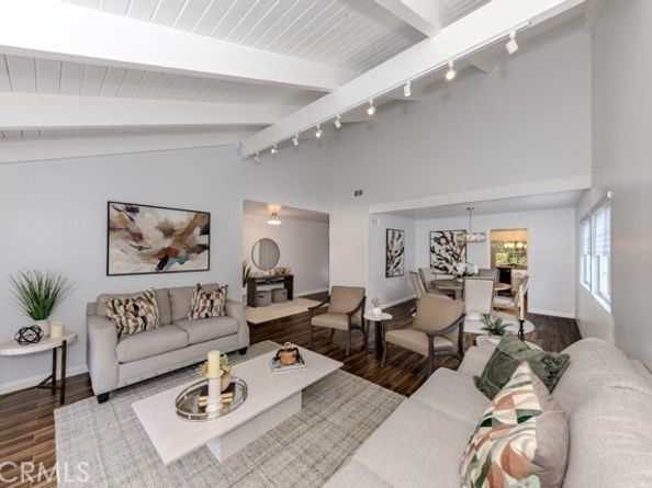 581 S Paseo Carmel, Anaheim CA 92807