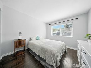 22212 Summit Hill Drive 18, Lake Forest (el Toro) CA 92630