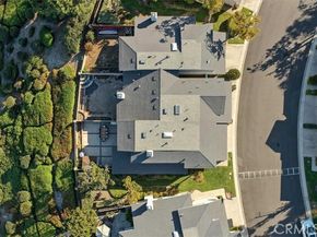 22212 Summit Hill Drive 18, Lake Forest (el Toro) CA 92630