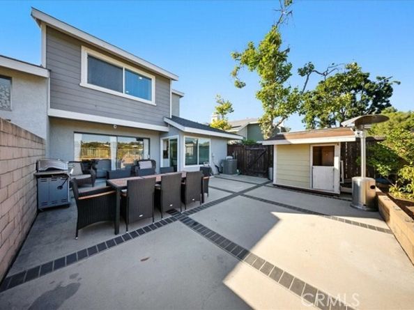 22212 Summit Hill Drive 18, Lake Forest (el Toro) CA 92630