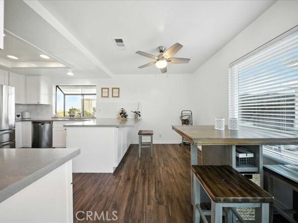 22212 Summit Hill Drive 18, Lake Forest (el Toro) CA 92630