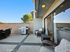 22212 Summit Hill Drive 18, Lake Forest (el Toro) CA 92630
