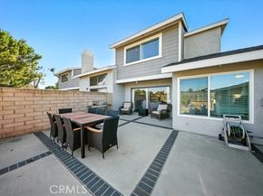 22212 Summit Hill Drive 18, Lake Forest (el Toro) CA 92630
