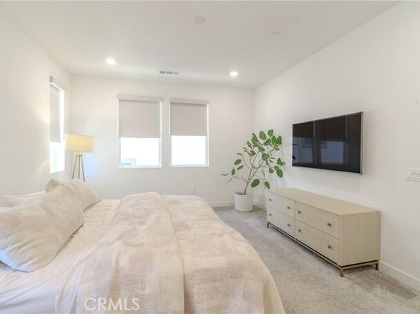 168 Denali, Lake Forest (el Toro) CA 92630