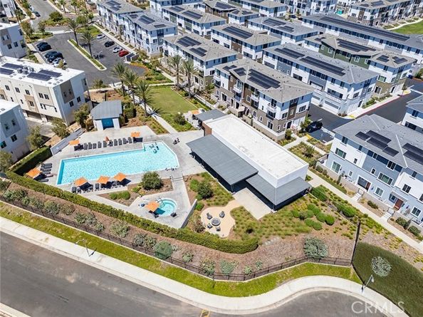1425 W Sunrise Lane, San Pedro (los Angeles) CA 90732