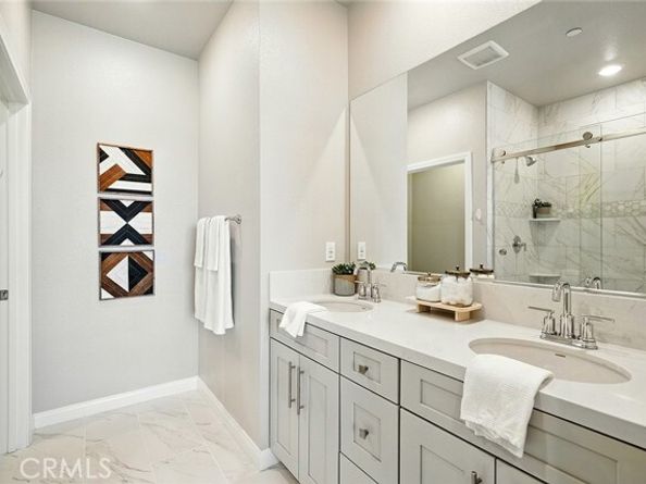 1425 W Sunrise Lane, San Pedro (los Angeles) CA 90732