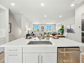 1425 W Sunrise Lane, San Pedro (los Angeles) CA 90732