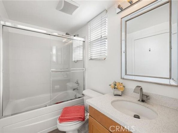 576 S Brea Boulevard, Brea CA 92821